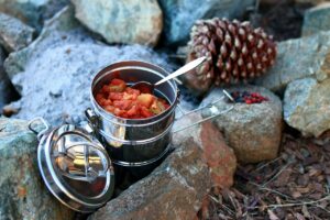 stew, camping, outdoor cooking-750846.jpg
